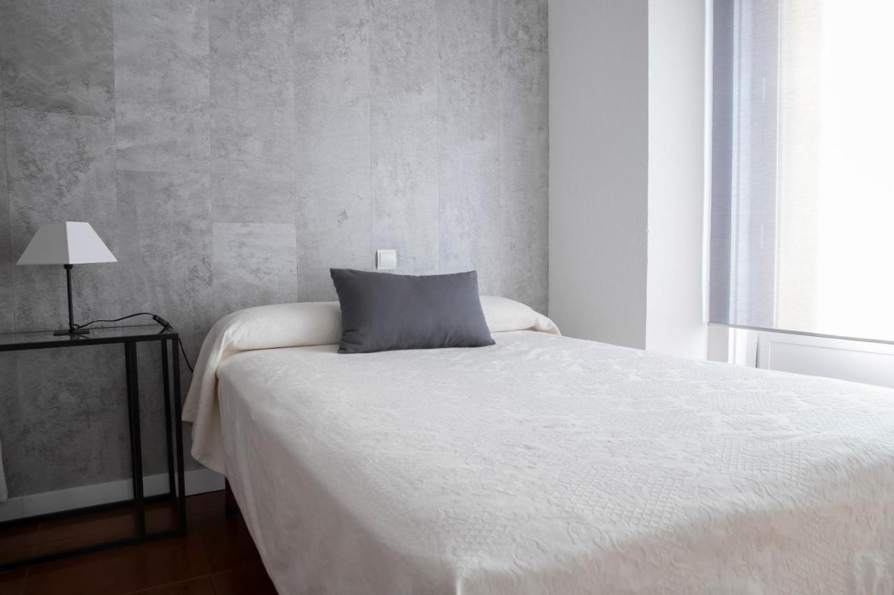 Hostal Tokio Madrid Exterior photo