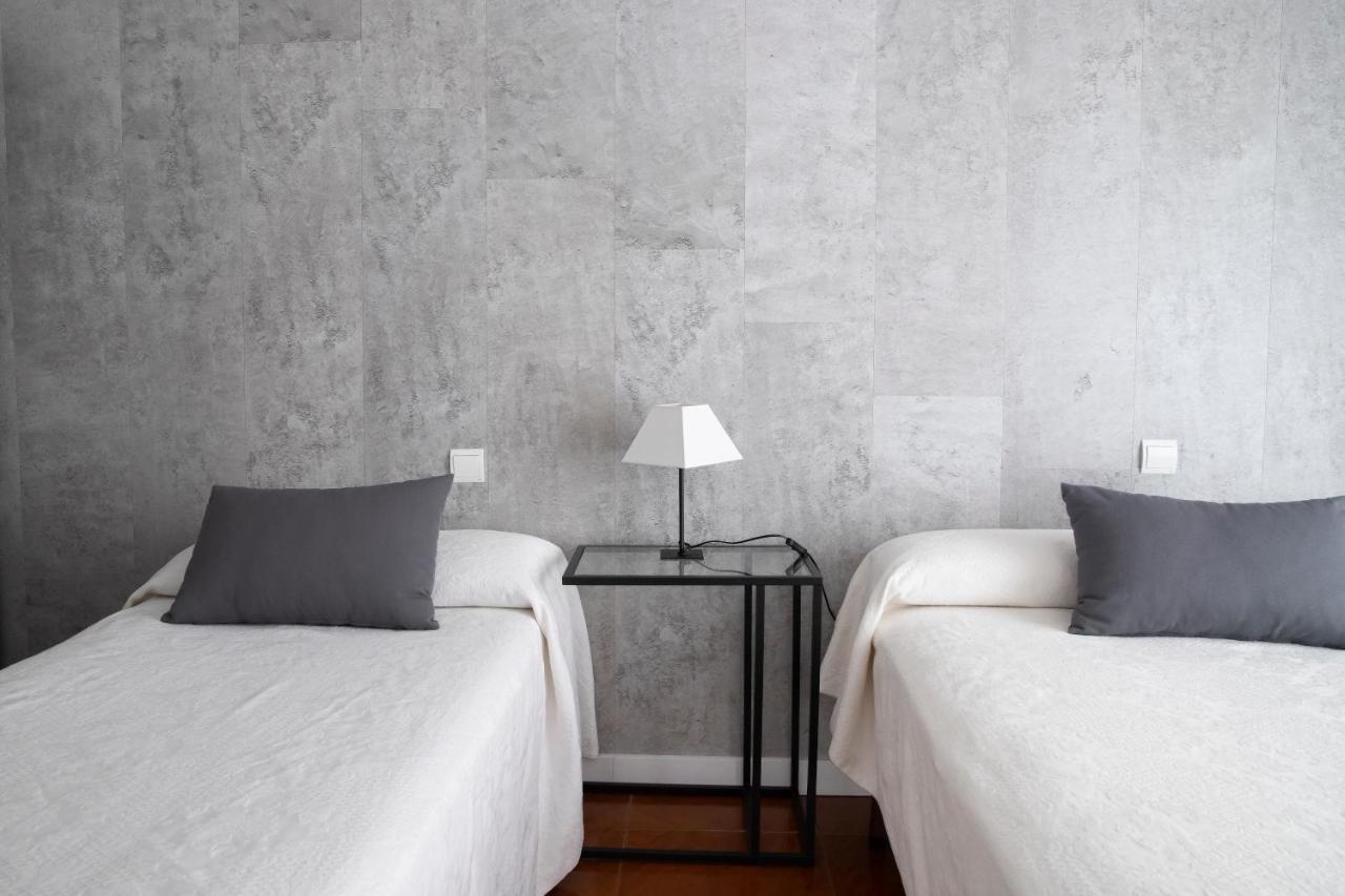Hostal Tokio Madrid Exterior photo